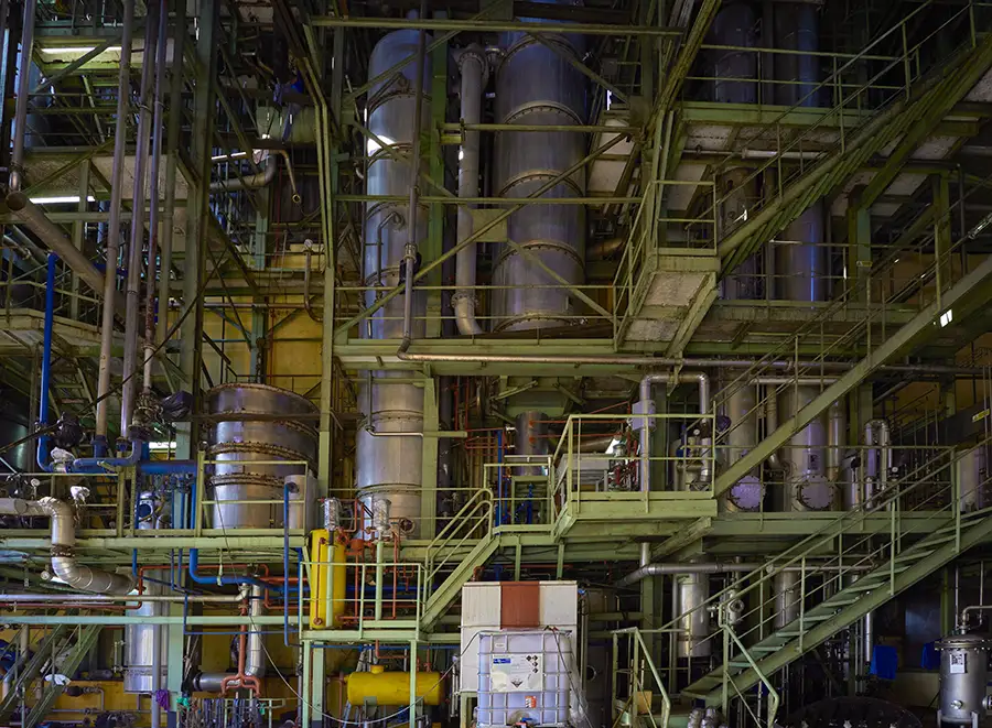 Photographie de l'intérieur de la distillerie