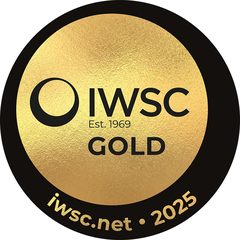 Médaille Or International Wine & Spirit Competition 2025 — Rhum VO DBM